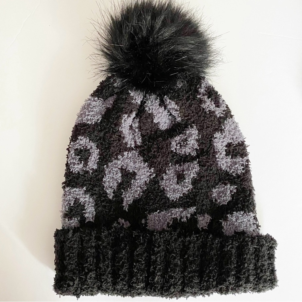 NWOT Black and Gray Leopard Beanie Hat